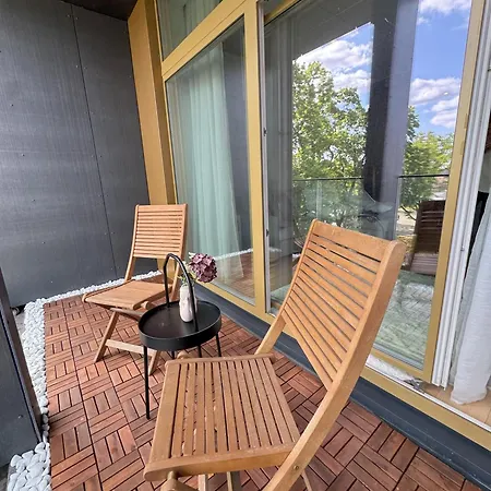 Riverside Retreat - Cozy In *