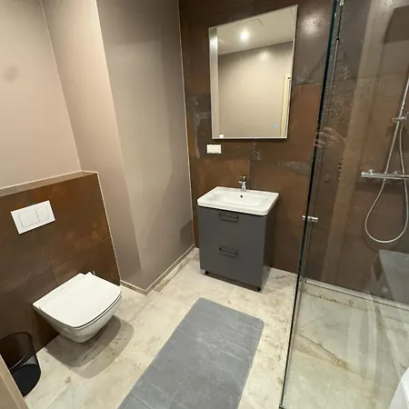 Appartement Riverside Retreat - Cozy In