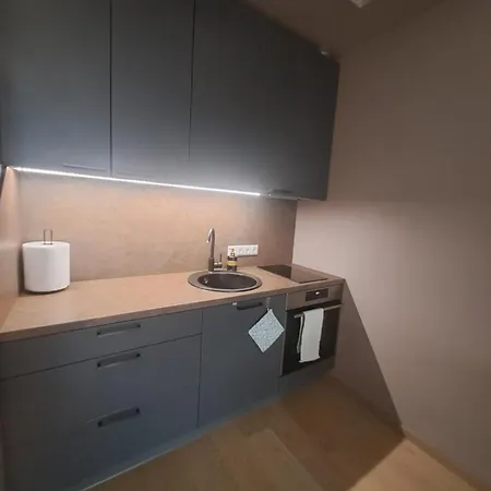 Riverside Retreat - Cozy In