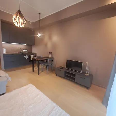 Riverside Retreat - Cozy In Lägenhet Pärnu