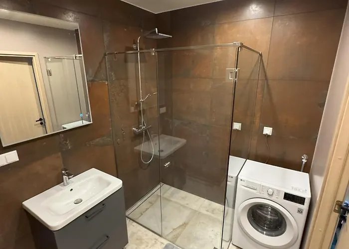 شقة Riverside Retreat - Cozy In بارنو