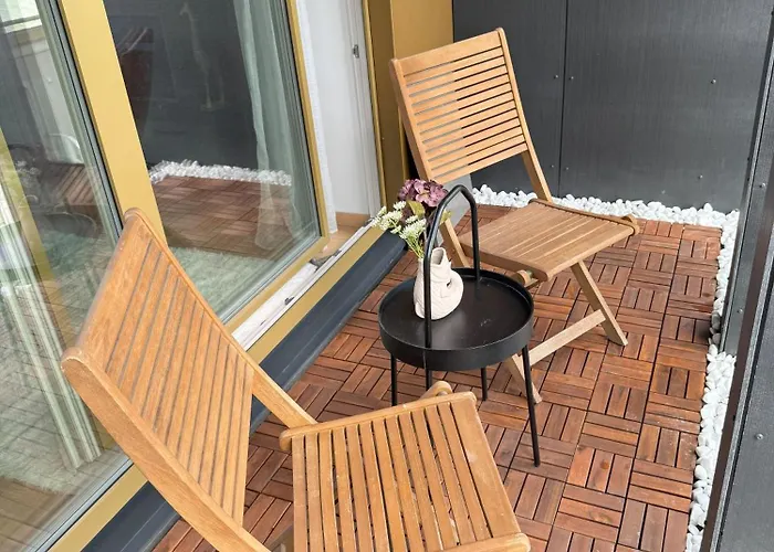 شقة Riverside Retreat - Cozy In بارنو